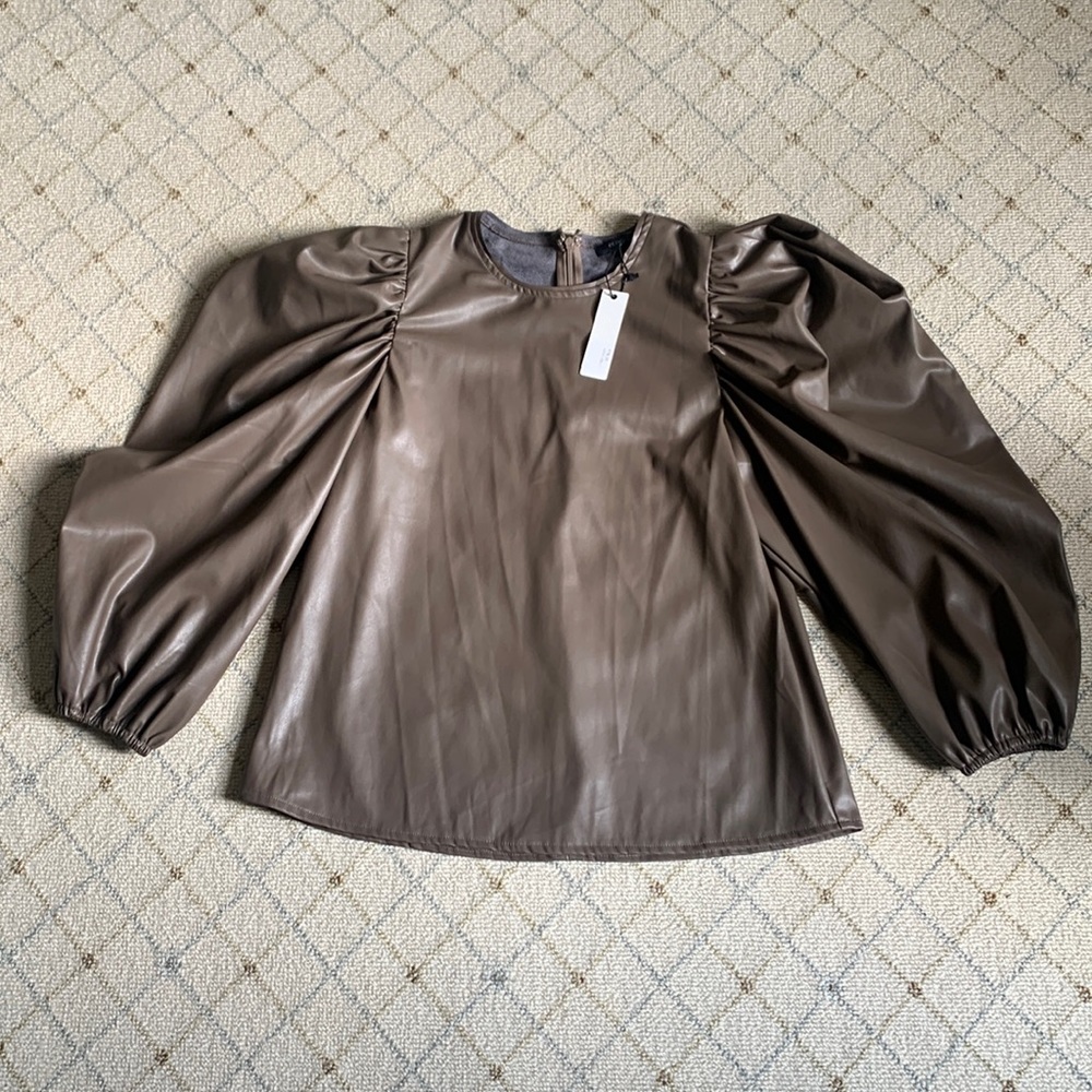 Olivaceous top - Picture 1 of 4